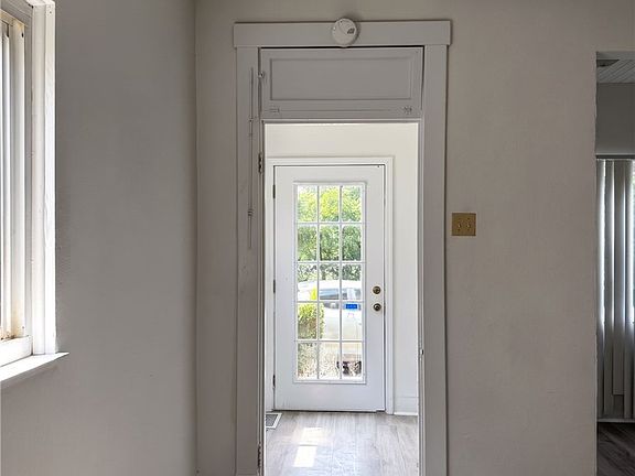 5th image of 1718 Constitution Blvd