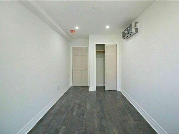 4th image of 94 Ryerson St #2R
