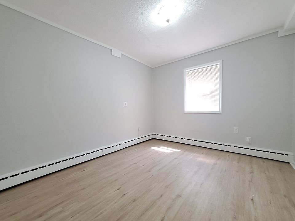 2nd image of 2465 John Fitzgerald Kennedy Blvd #41E