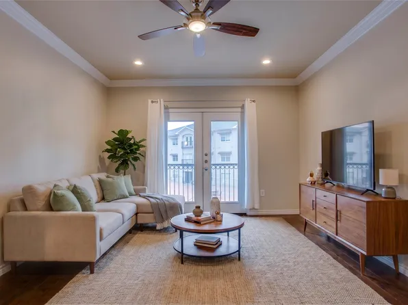 3102 Kings Rd APT 2208, Dallas, TX 75219