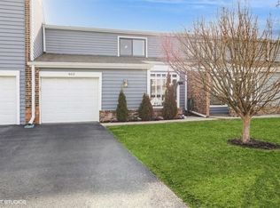 465 Harmony Dr, Wheeling, IL 60090