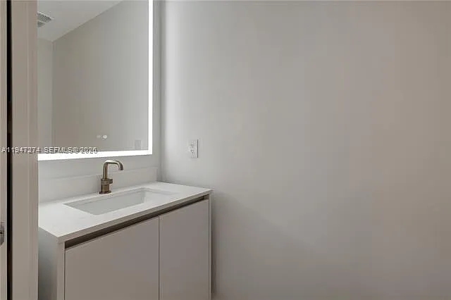700 NE 24th St #4106 — Photo 37