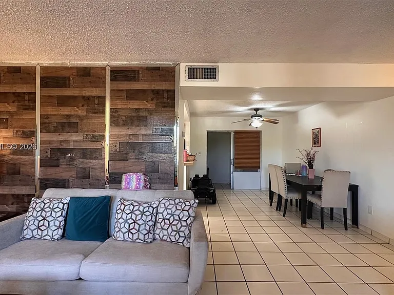 8401 SW 107th Ave #331E — Photo 5