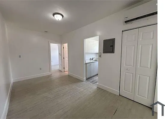 1051 NW 2nd St #10