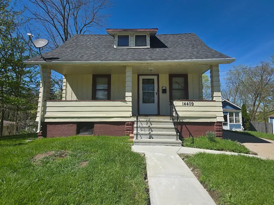 14409 Elm St