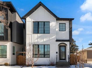 704 W 37th St SW, Calgary, AB T3C 1R9