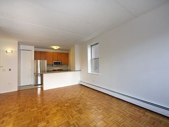5th image of 280 E 2nd St #802
