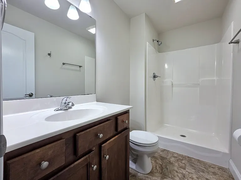 107 Cedarwood Dr — Photo 5