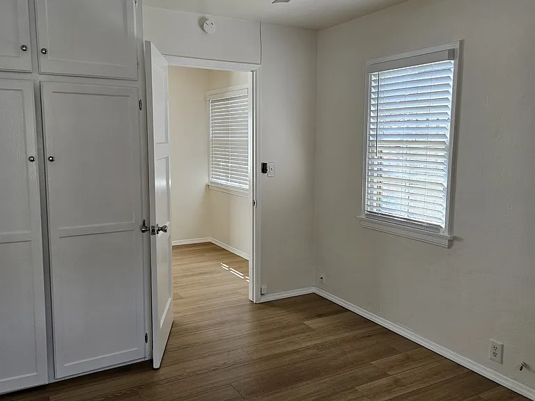 2034 Chestnut Ave — Photo 15