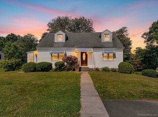 15 Garella Rd, Bethel, CT 06801