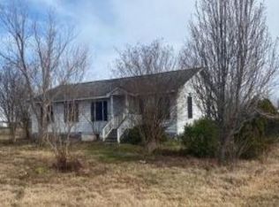 180 Stokes Ln, Greenville, MS 38701