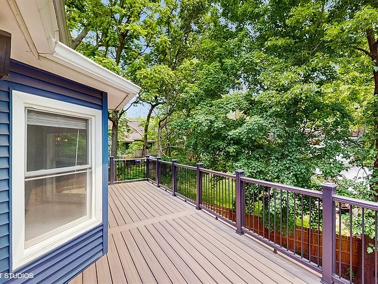 137 Forest Ave — Photo 46