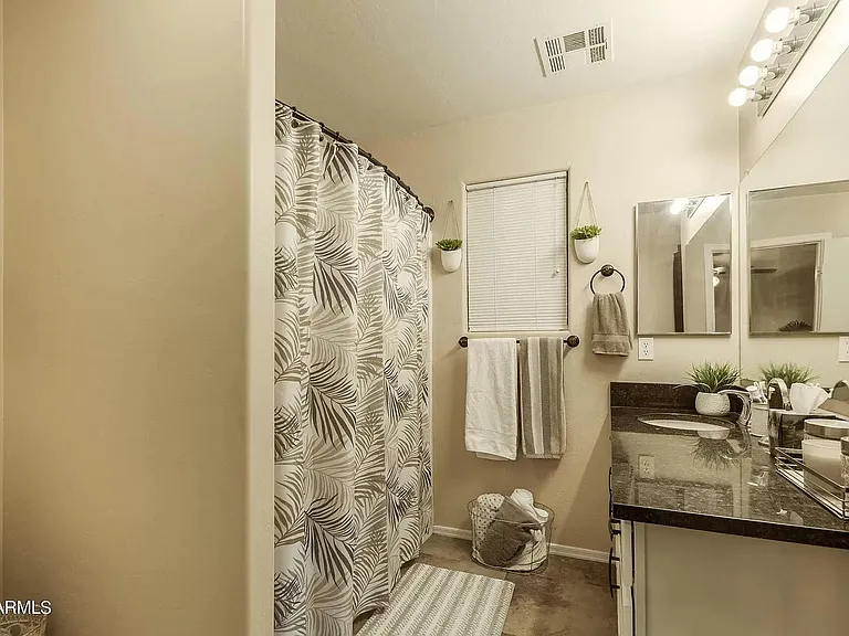 24470 N Shelton Way — Photo 15