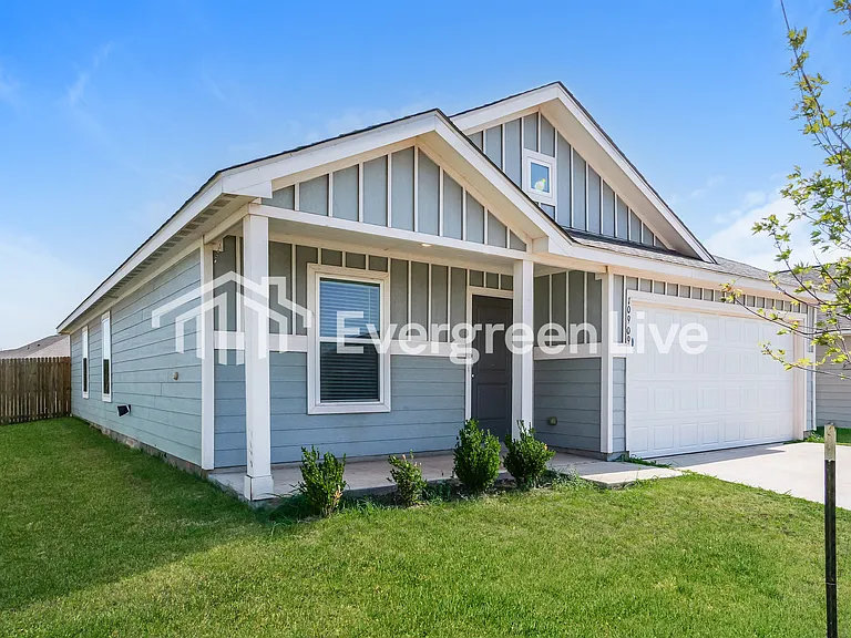 10909 SW 23rd Pl — Photo 2