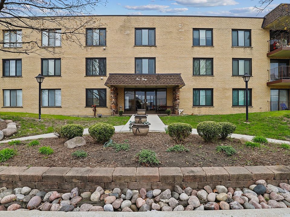 1st image of 130 E Grand Ave APT 205