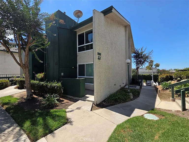 15317 Santa Gertrudes JJ101 #JJ101 — Photo 17