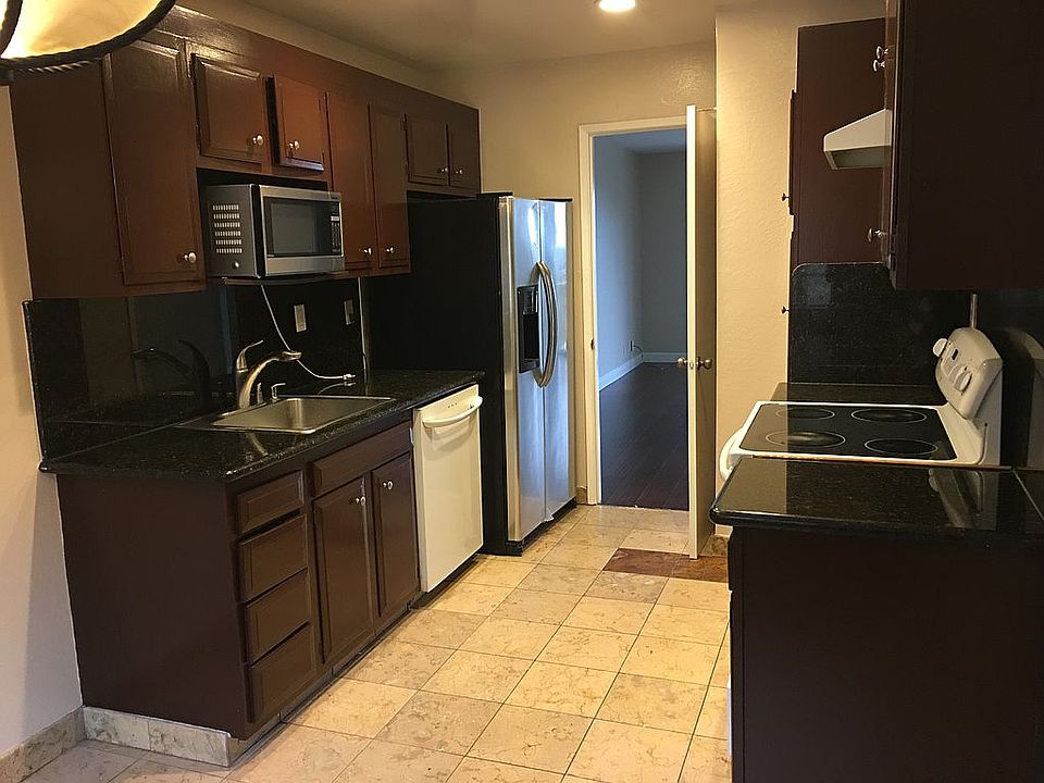 1st image of 4050 Farm Hill Blvd APT 8