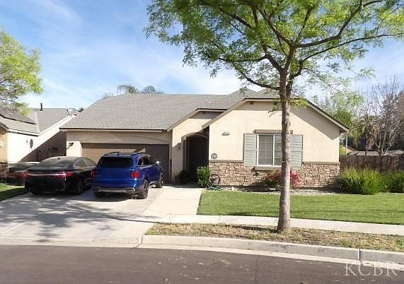 1st image of 692 Firenze St