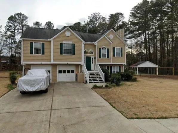 3401 Lochness Ln, Powder Springs, GA 30127