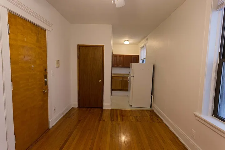 5457-5459 S. Blackstone Avenue — Photo 14