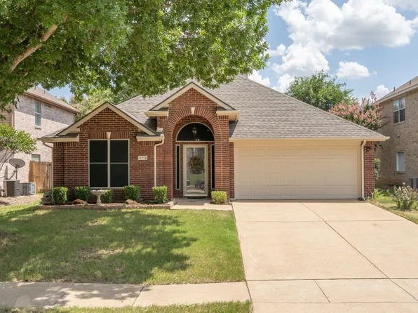 2713 Magnolia Ln, Grapevine, TX 76051