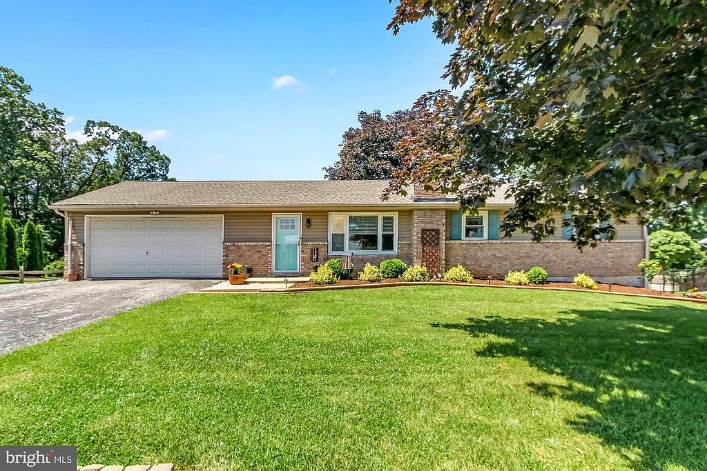 40 Massa Dr, Windsor, PA 17366 | Zillow