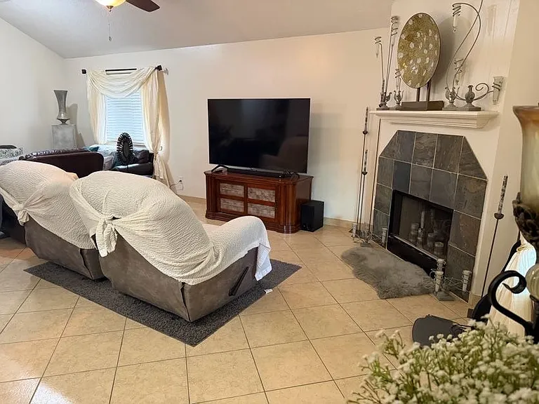 10830 Great Bridge Dr — Photo 5