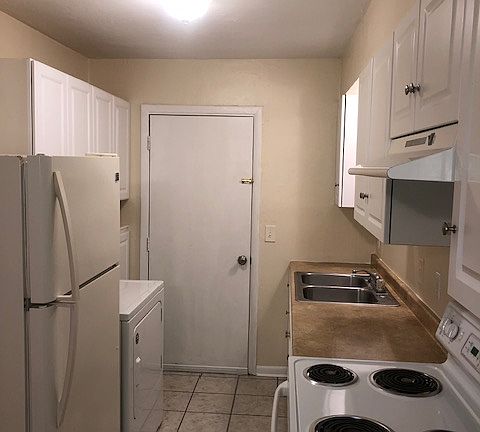 4th image of 627 Tanglewood St #3