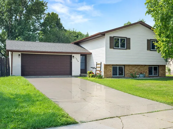 1808 25th Ave S, Fargo, ND 58103