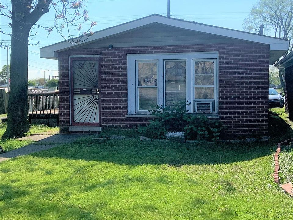 2nd image of 4030 Kennedy Ave