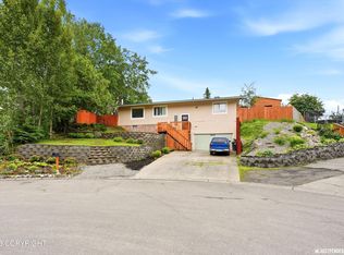5916 Winding Way, Anchorage, AK 99504