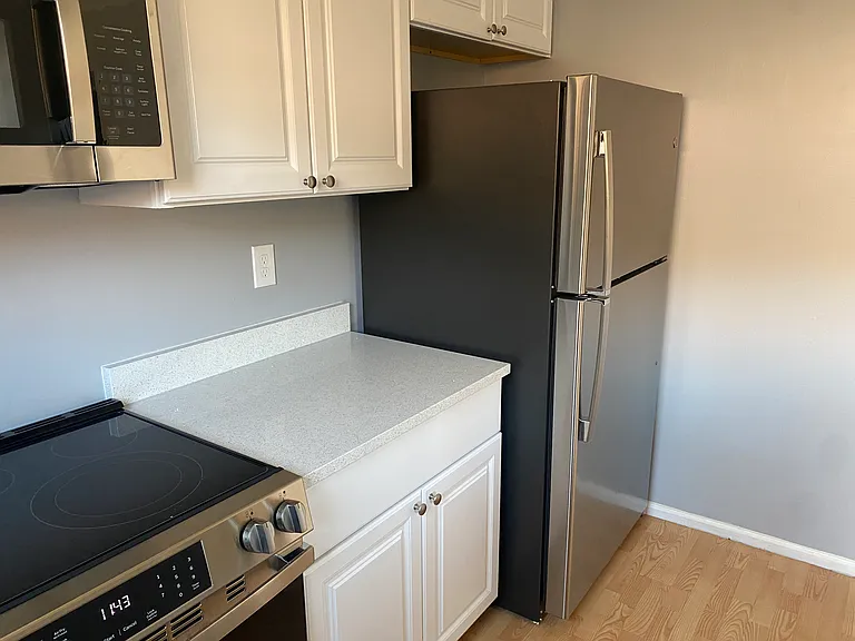 3470 Sunbury Ln — Photo 6