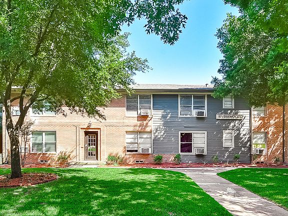 3rd image of 4602 Swiss Ave APT 8