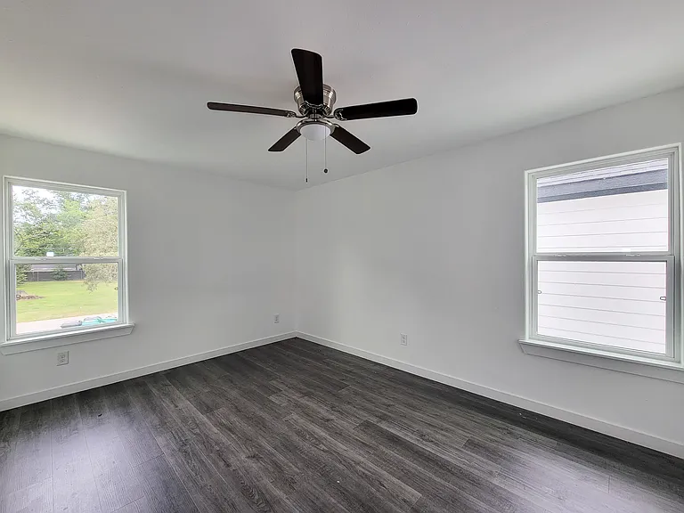 8122 Sterlingshire St #A — Photo 21