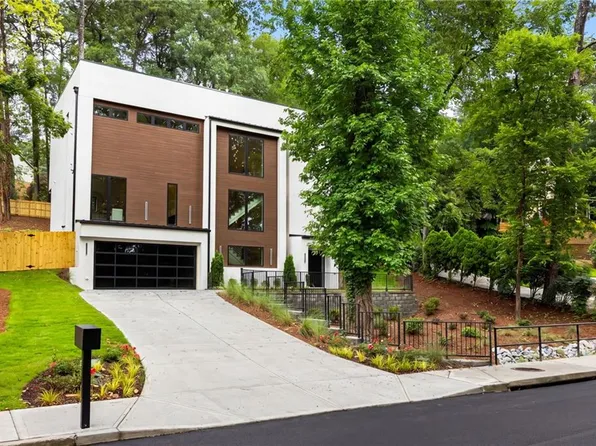 2822 Shady Valley Dr NE, Atlanta, GA 30324