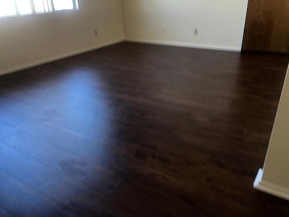 4th image of 886 W 9th St APT 3