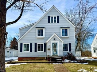 1524 Jaeger Dr, Lyndhurst, OH 44124