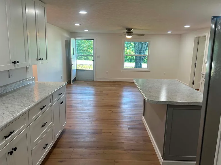 5422 S Wilson Rd — Photo 6