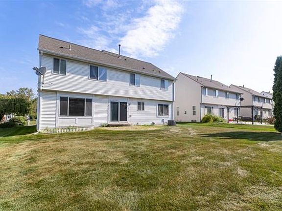 3rd image of 2314 Cedar Knoll Dr