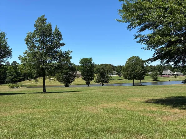 Clear Lake Dr, Longview, TX 75605