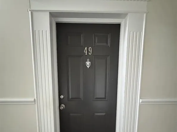 2247 Walton Blvd, Rochester Hills, MI 48309