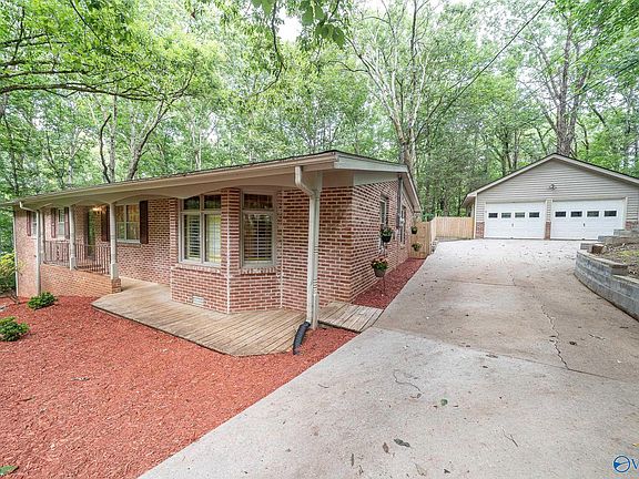 4th image of 9529 Hemlock Dr SE