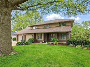 4444 Spring St, Davenport, IA 52807