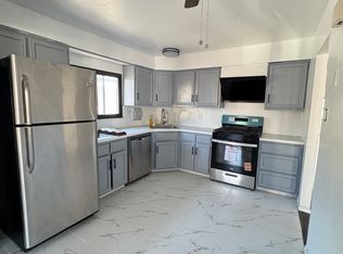 98 Logan Ave #2R, Staten Island, NY 10301