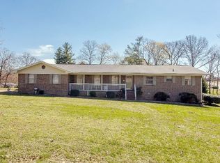 902 Lower Mill Rd, Hixson, TN 37343