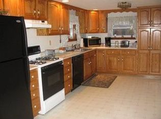 937 Riggles Gap Rd, Altoona, PA 16601