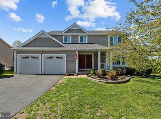 342 Samantha Dr, Sterling, VA 20164