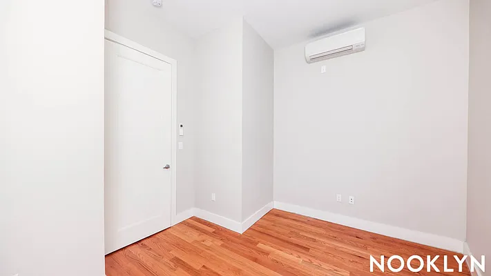 Rented by Nooklyn NYC LLC | media 25