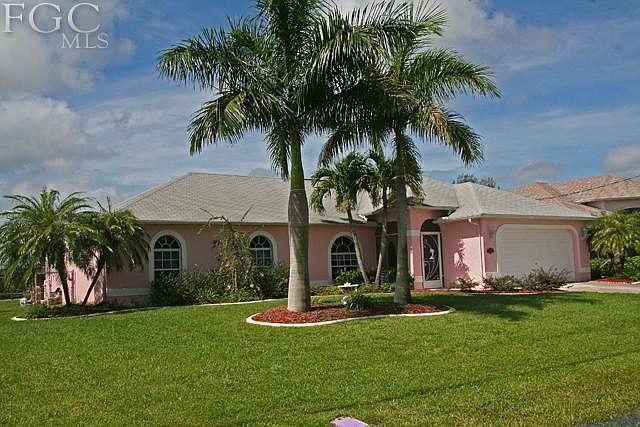 1st image of 300 SE 24th St