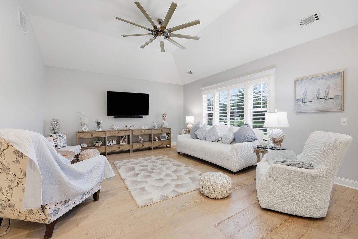 next background image